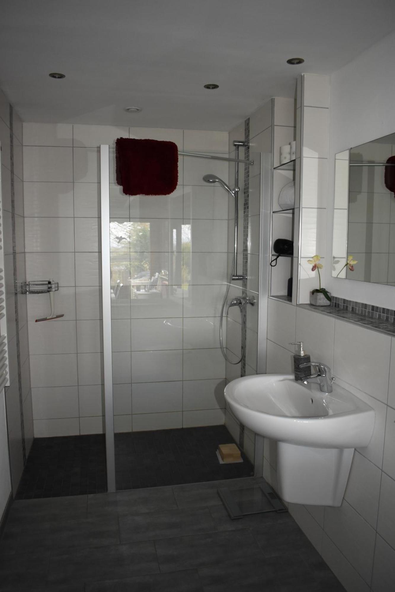 Ferienhaus Bella Vista Edersee Vohl ภายนอก รูปภาพ